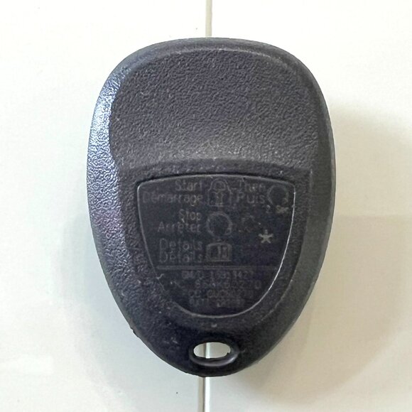 GM Keyless Entry Remote Fob 2007-2014 PN: 15913427 - Picture 2 of 4
